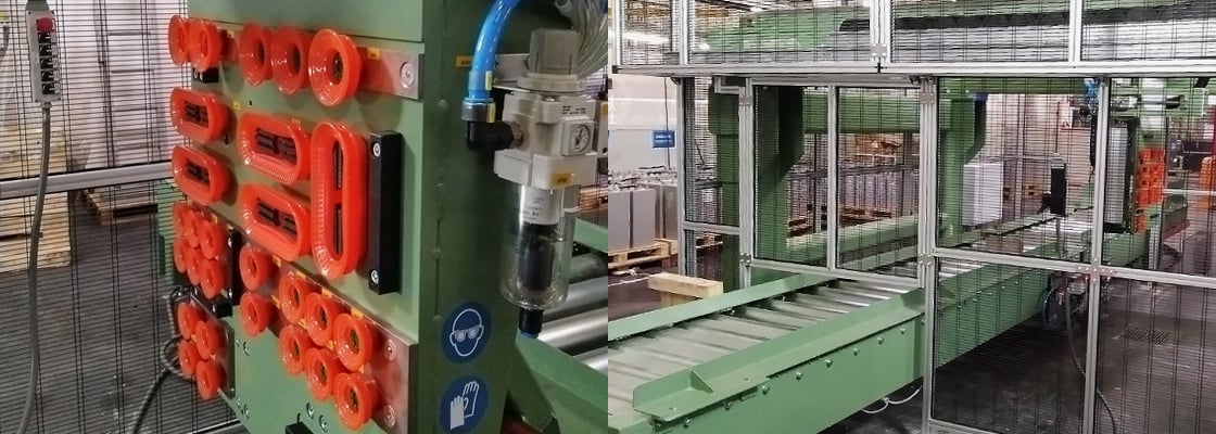 As ventosas para chapas metálicas DURAFLEX® da Piab desempenham um papel importante no sistema “pick-and-place” da Gruppo Esea para um fabricante líder de baterias automotivas.