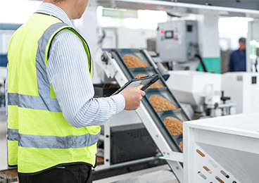 Food Powder Handling: Reducing Strain and Line Disruption