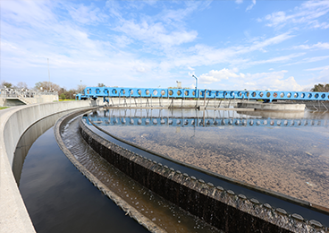 Activated carbon vs. ozonation – a quick comparison for fourth-stage planning