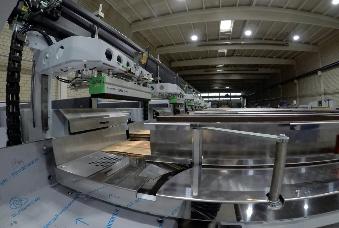 Automated veneer handling