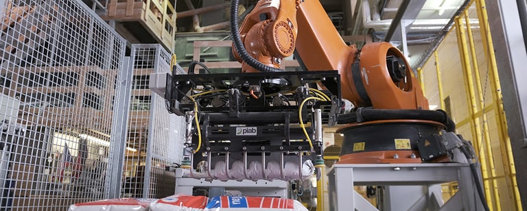 Piab’s hybrid bag gripper increased productivity by 33%