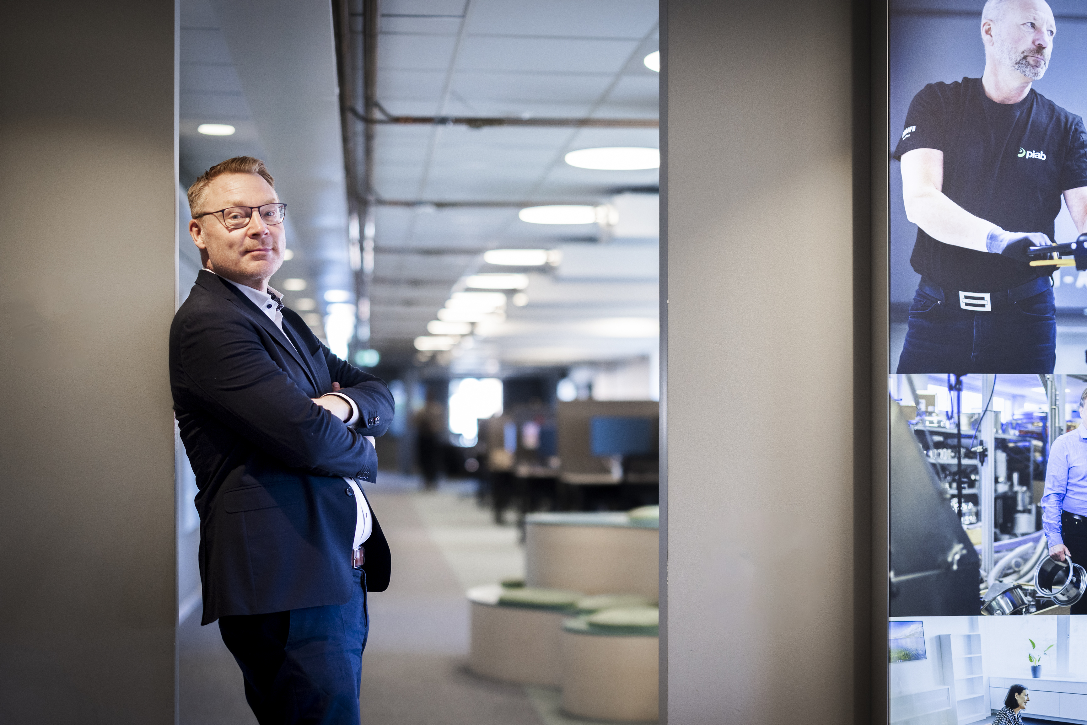 Piab strengthens global support for safer, smarter powder handling