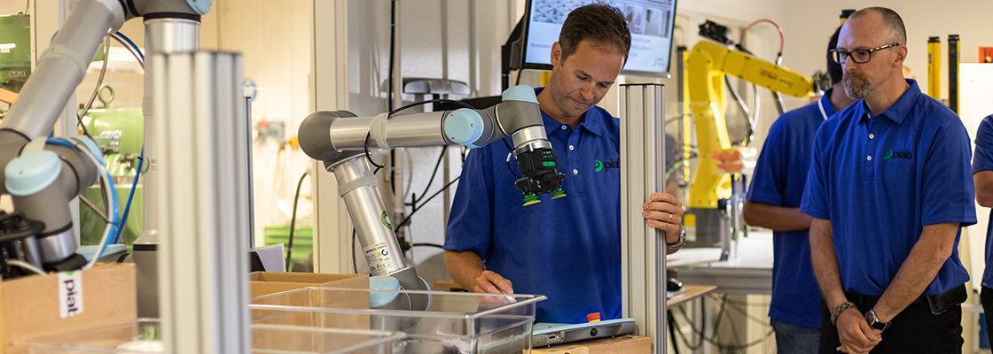 Collaborating with piCOBOT®