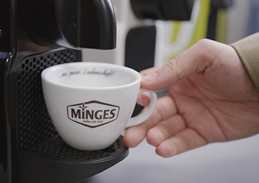 Piab's vacuum conveyor at Minges Coffee Roasters