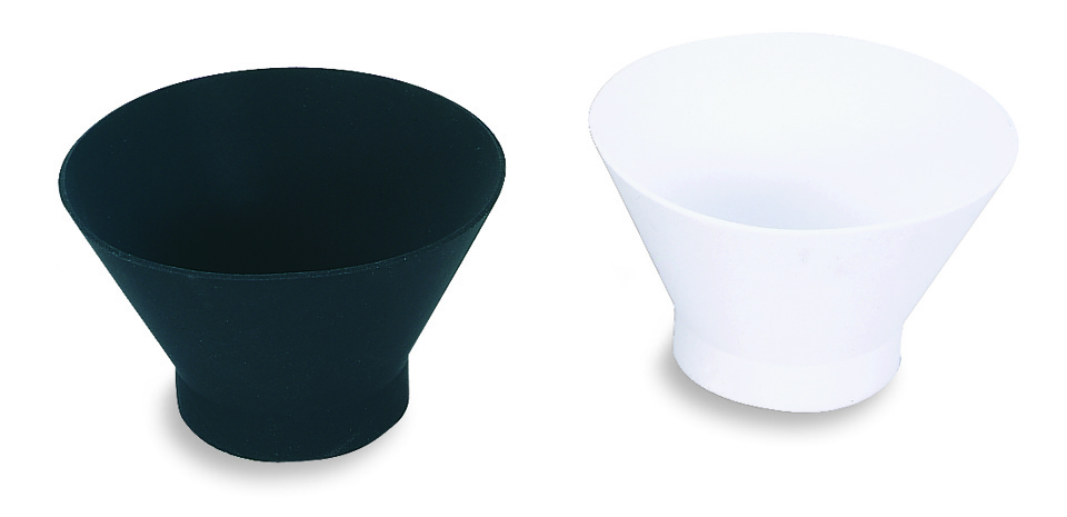 Fluidising cone 21 made of polyethylene